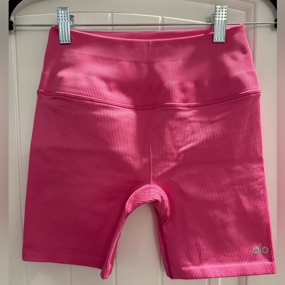 Alo Seamless Ribbed Favorite Short